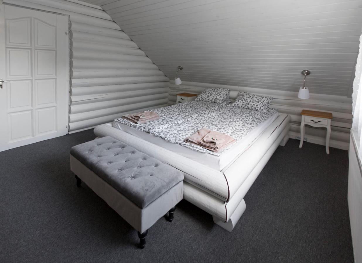 Lodge Oeboel Liget Vendeghazak